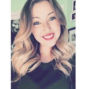 Meet your Posher, Carissa